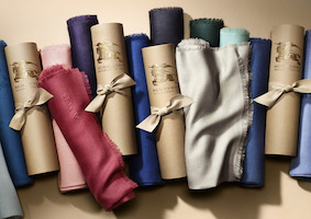 the-burberry-scarf-bar