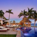 ONE&ONLY PALMILLA GUESTS WILL HIT THE WAVES WITH PRO SURFERS