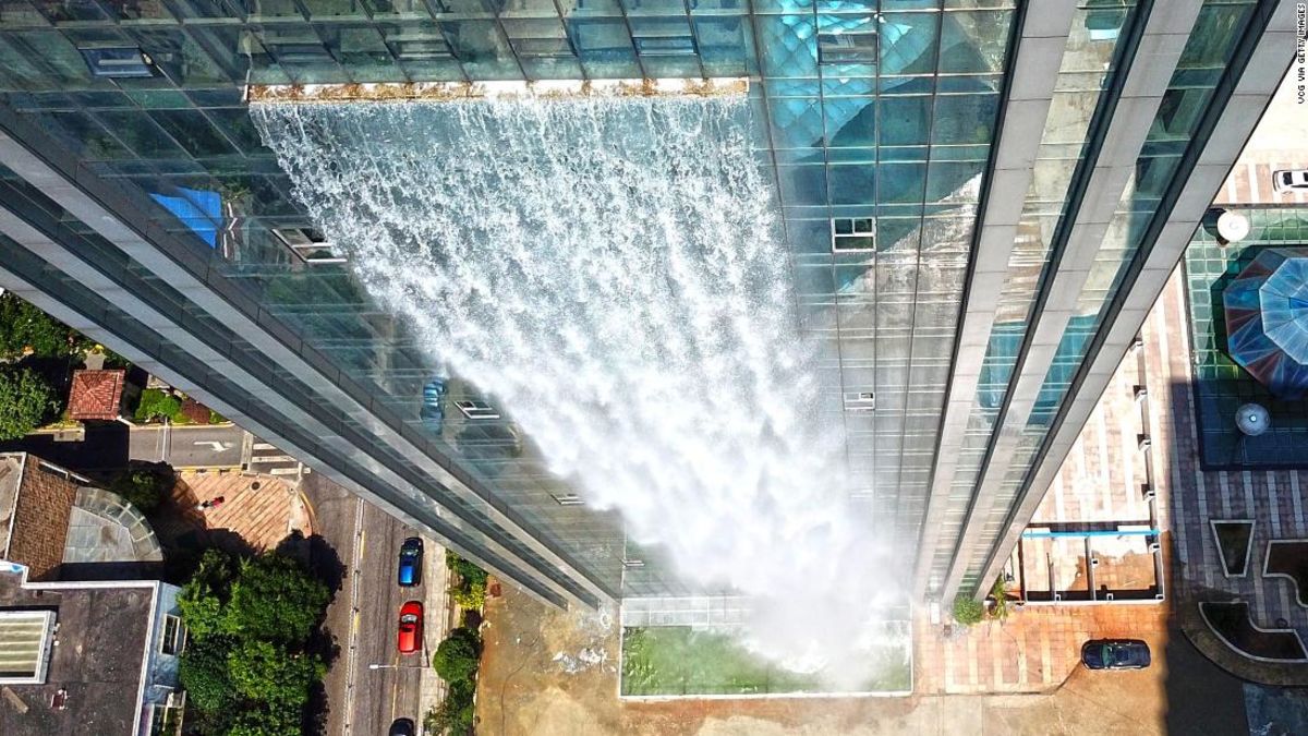 The Incredible Chinese Skyscraper with a 350-Foot-Tall Waterfall