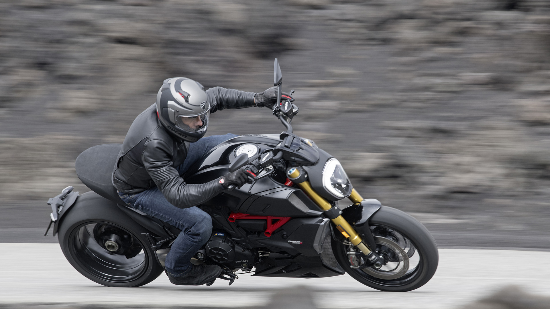 Ducati’s New Diavel 1260 S Shows the Power