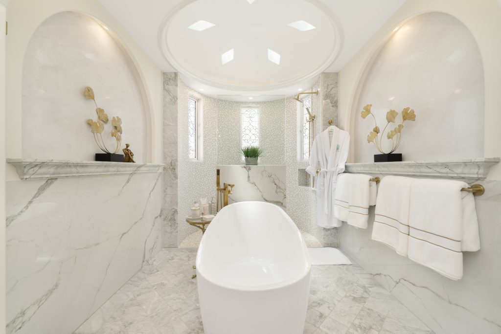 Villa marisal master bathroom 2