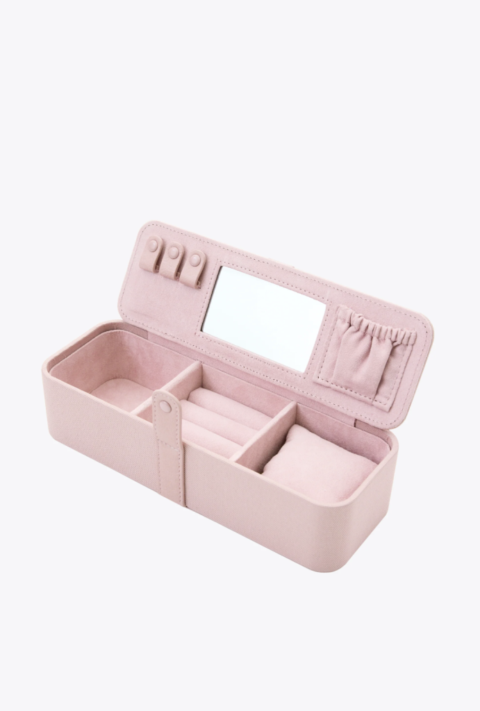 beis jewelry case