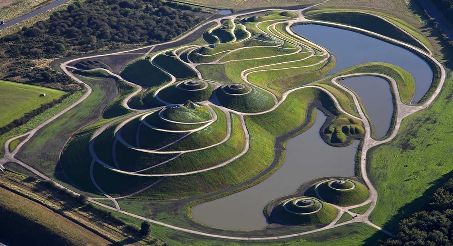 The Garden of Cosmic Speculation Portrack