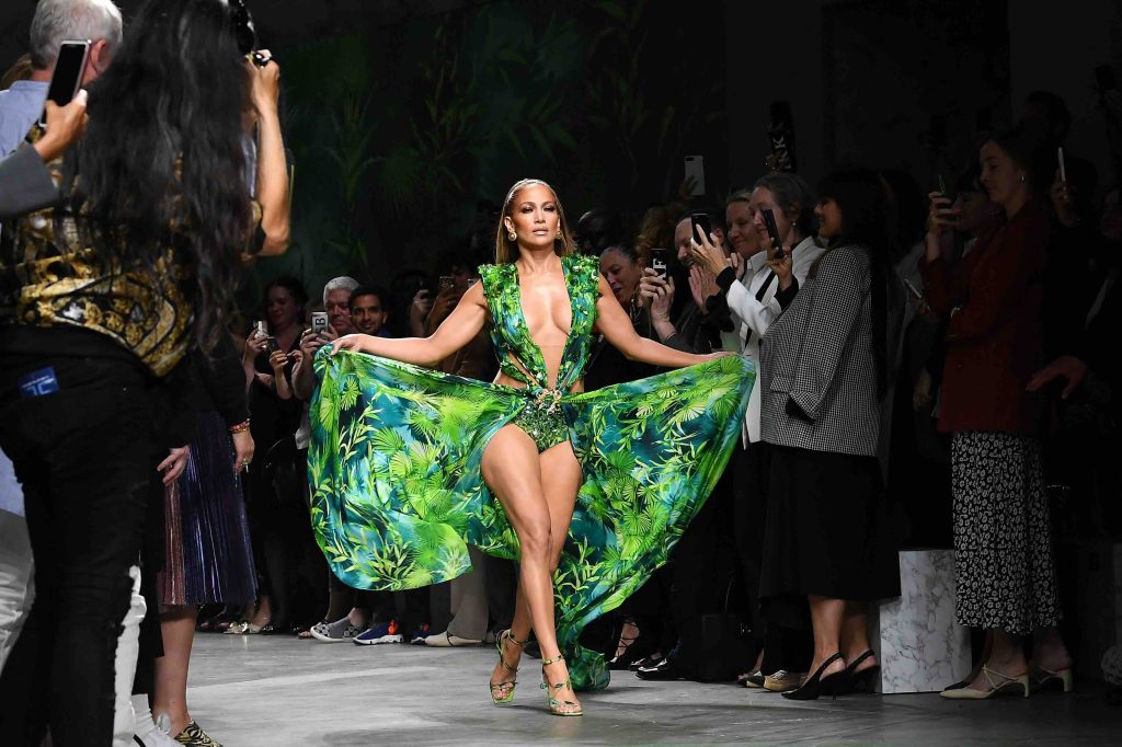 Versace - Runway - Milan Fashion Week Spring/Summer 2020