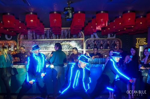 A choreographed Michael Jackson tribute show raised the roof