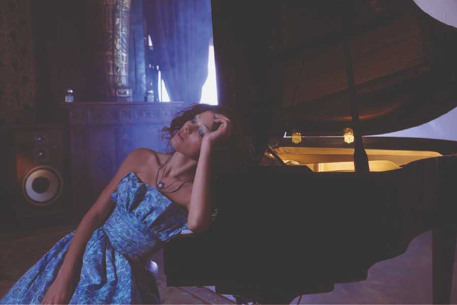 Melina Deyá_MARIE_ANTONIETTE_for Ocean Blue World_p0970